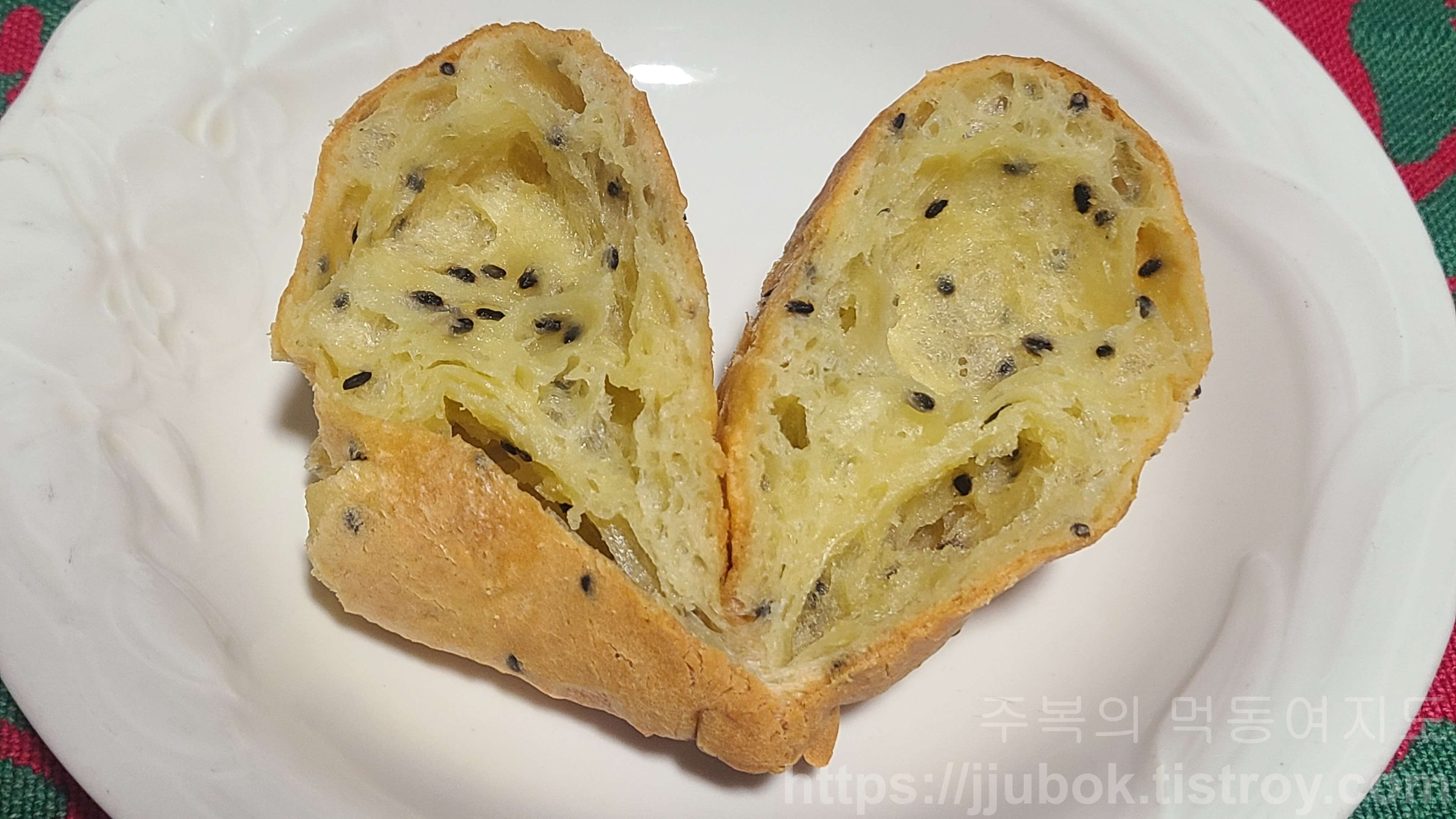 계산동-바바카페-깨찰빵-맛