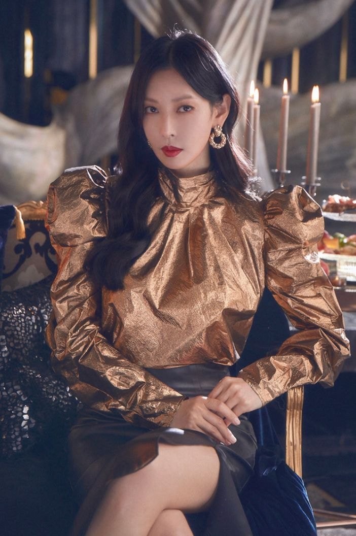  펜트하우스 최근 불행 연출 너무 보여주는 것 같은 인물