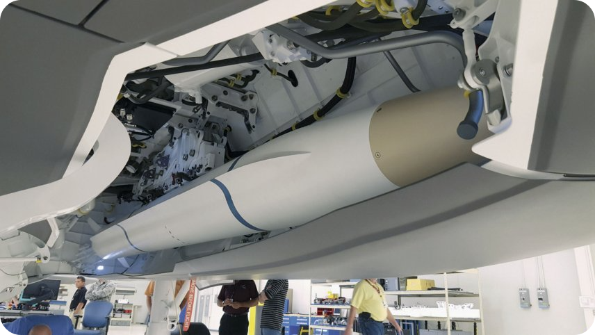  접근 금지,거부 환경에서 적을 타격할 수 있는 F-35용 공대지 미사일 개발 - 2022.06.10