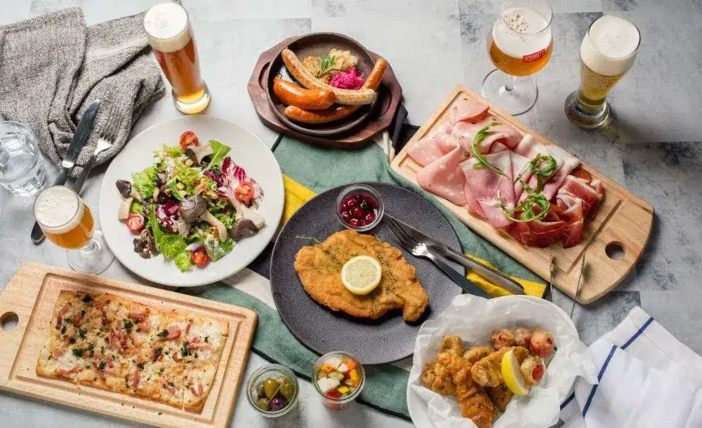 SCHMATZ Beer Dining