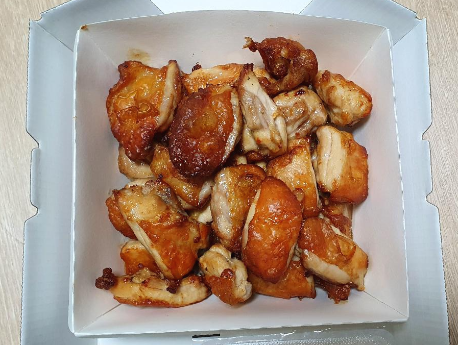  굽네치킨 오리지널 :)  사회적 거리두기 실천~
