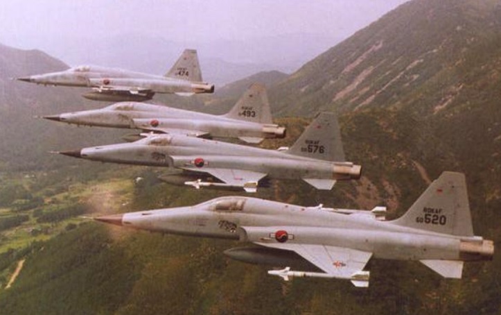 F-5A 전투기