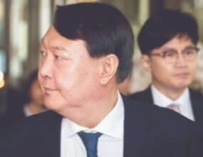 윤석열 추미애 정리의 시점에 생각해 볼 점?