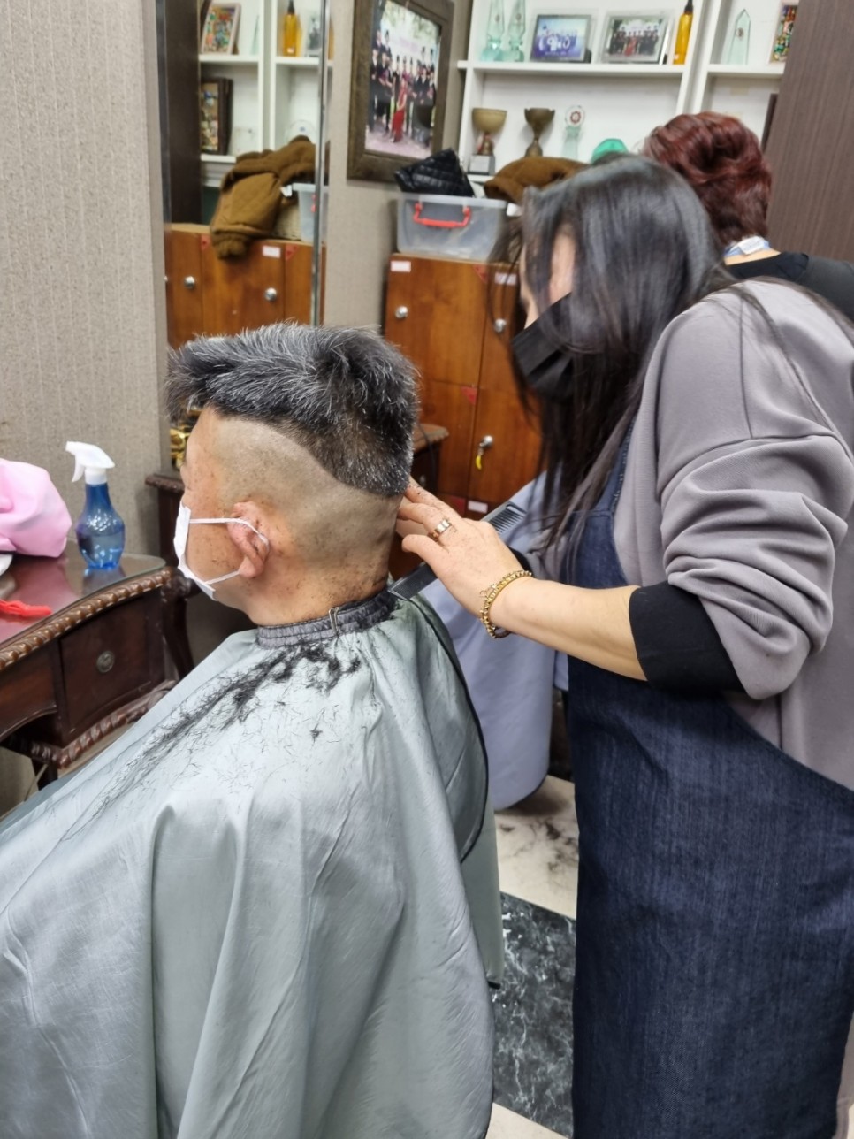 부산국립배움카드미용원에서는 7