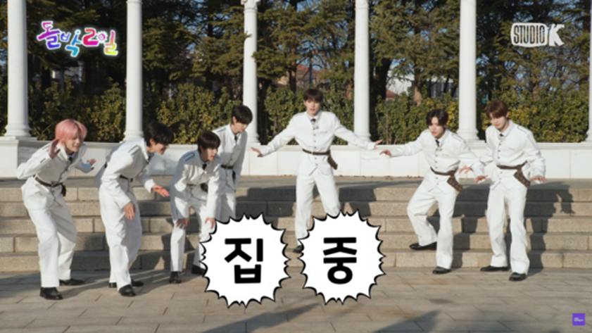 SM 노래에 영혼이 반응하는거 같은 남돌...jpg | 인스티즈