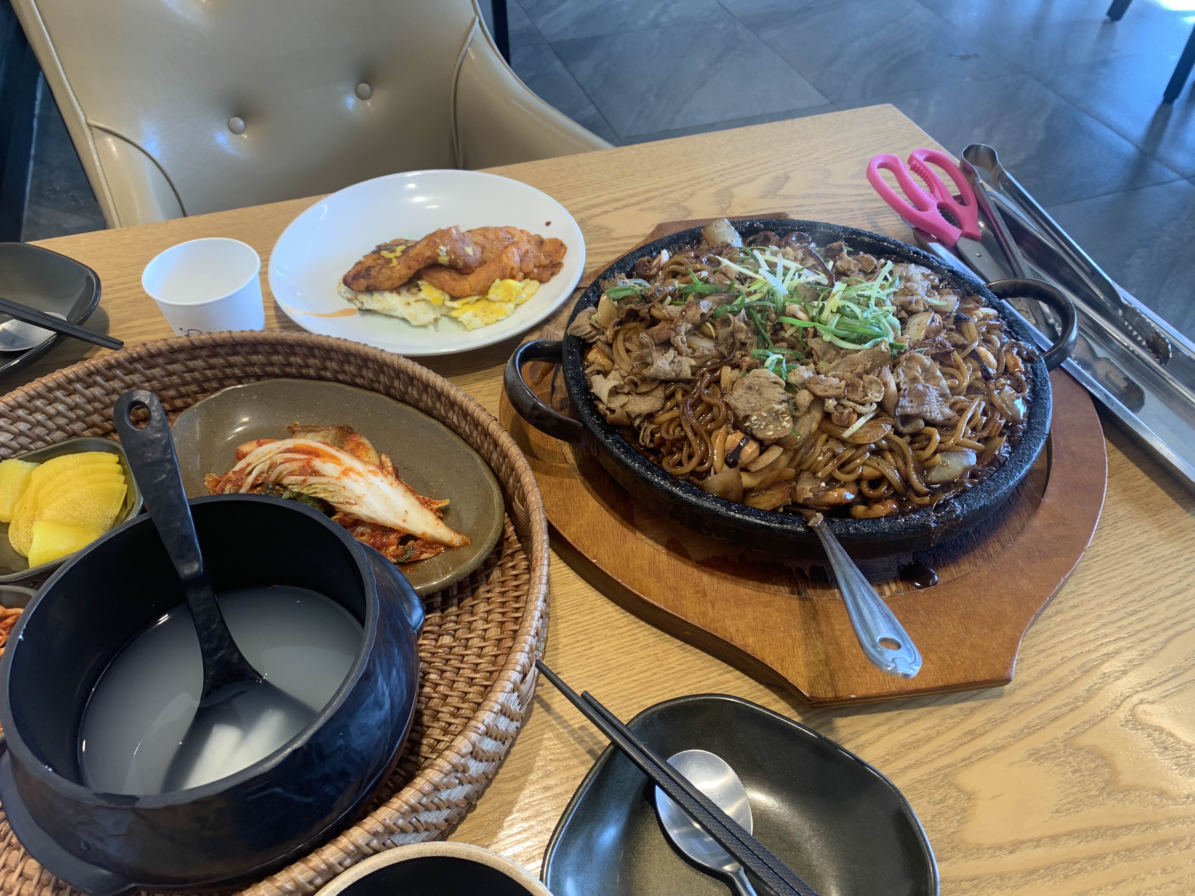 팔공산엄마는돌짜장 이미지
