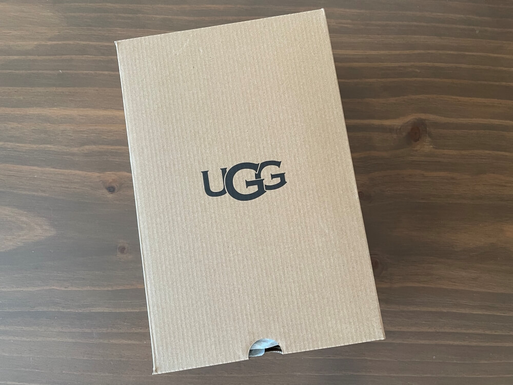 어그(UGG)-제품-상자-모습