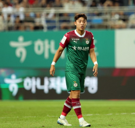 대전하나시티즌 김준범 선수 그라운드에 있는 사진