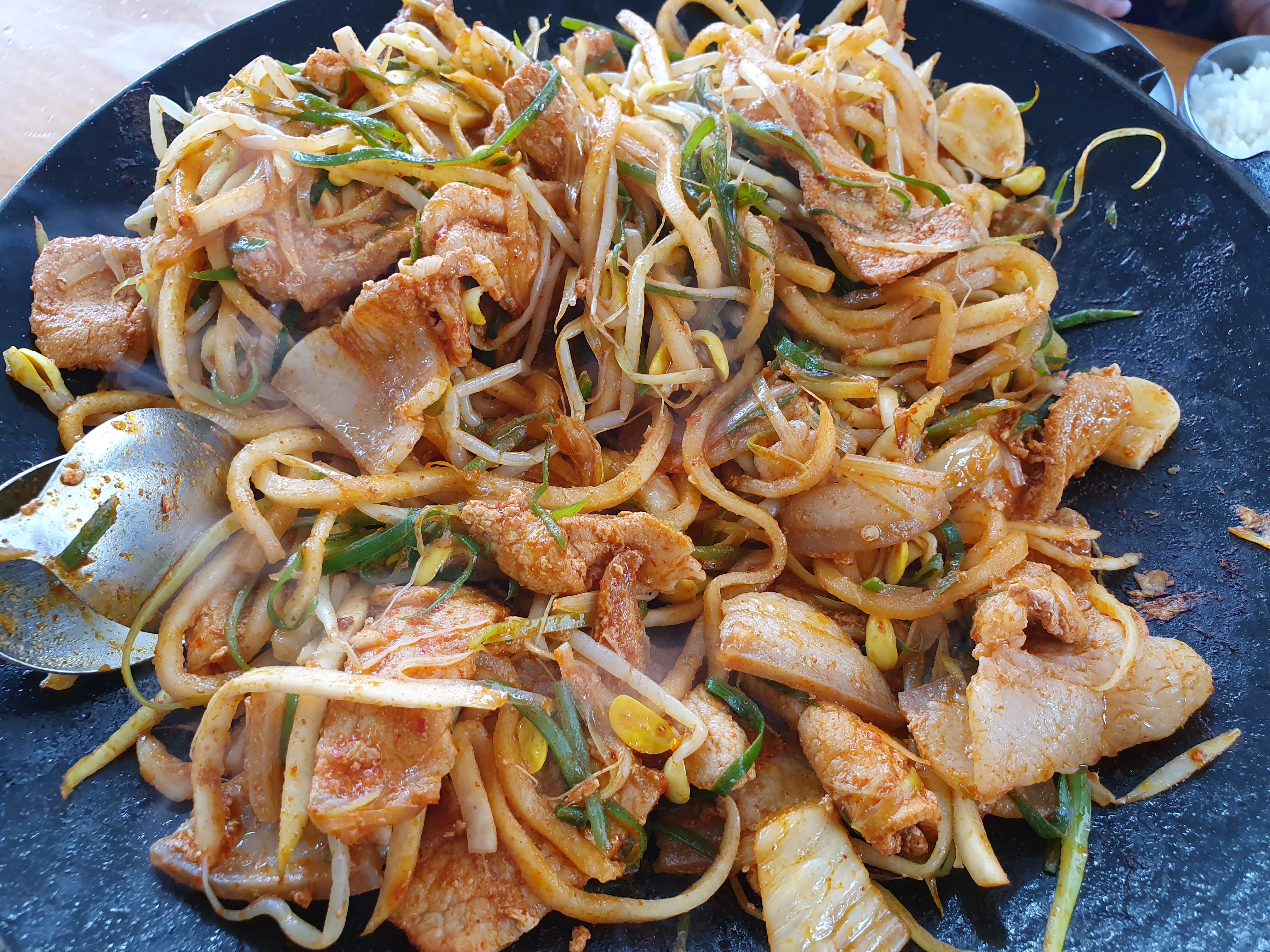  제주 서귀포 흑돼지 두루치기 용이식당 솔직후기
