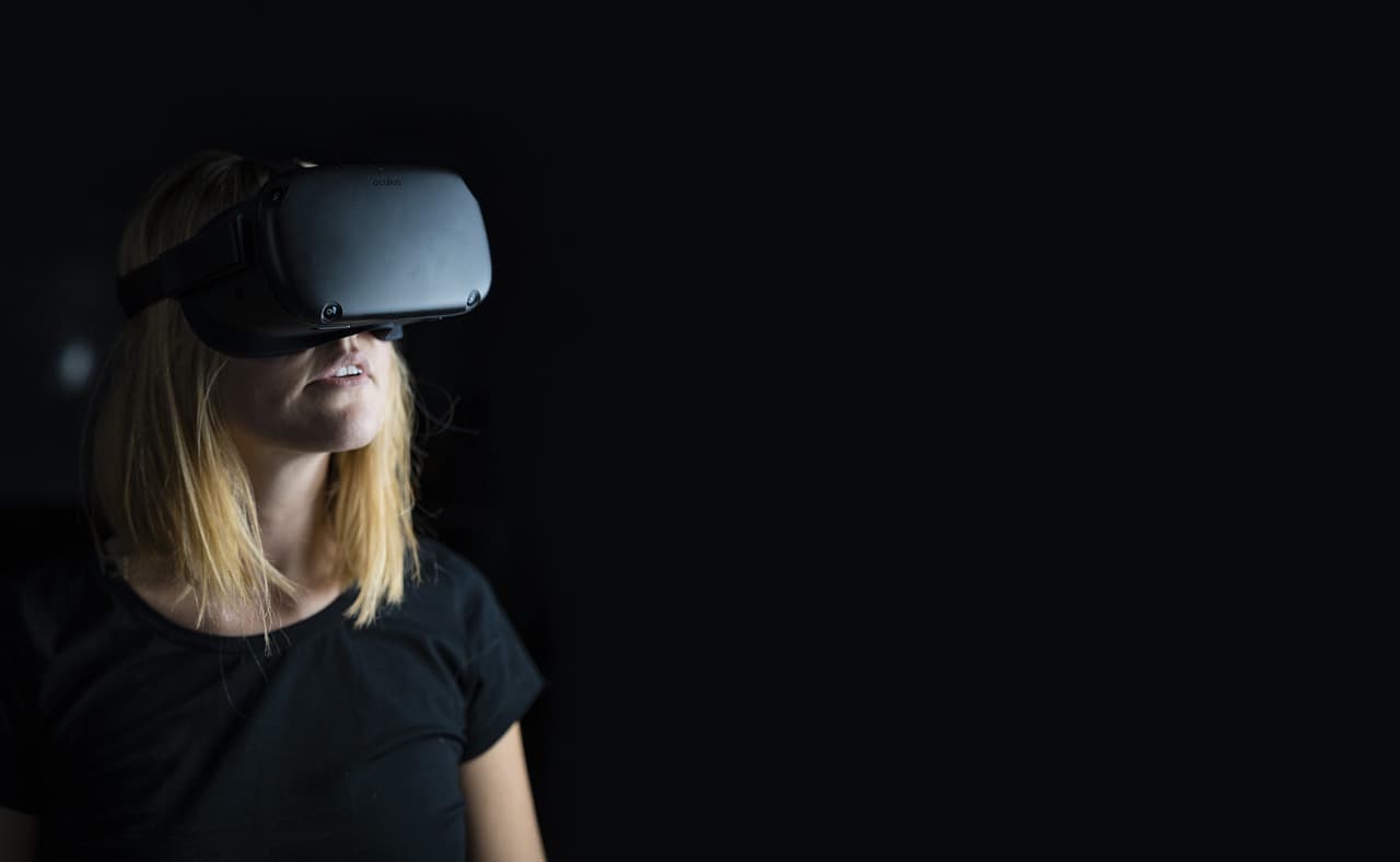 기술이 만든 역사적 순간: VR 역사 교육의 중요성