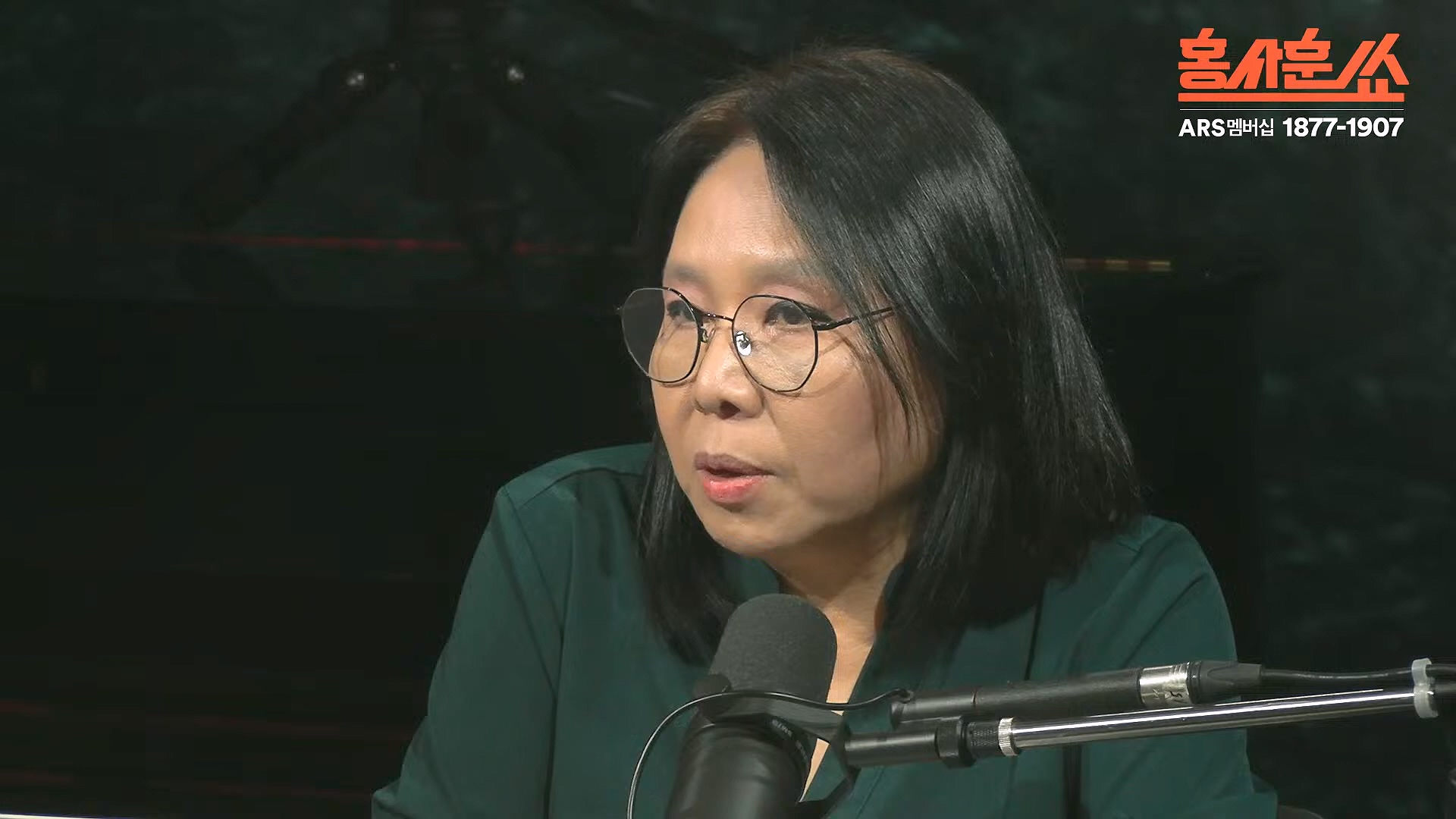 [홍사훈쑈] 입 닫은 이준석과 입 터진 김소연ㅣ노영희 _ 김지호ㅣ 2024년 11월 13일 수요일.mp4_20241113_202812.455.jpg