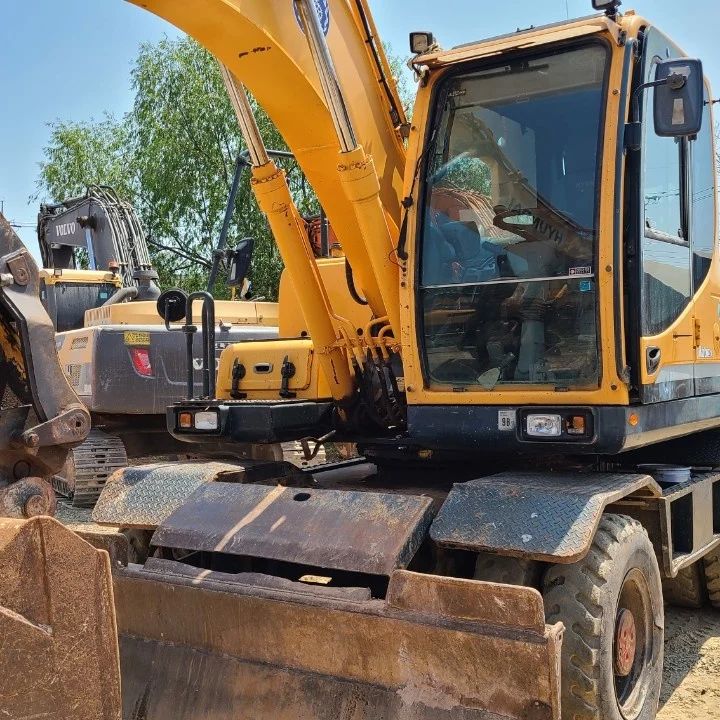  현대 HYUNDAI R140W 2012년식 4850만원 판매합니다