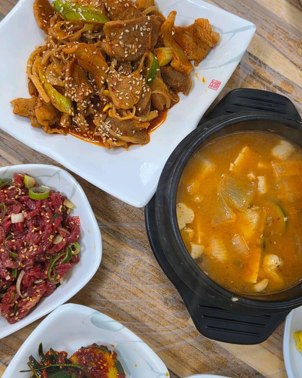 식객 허영만의 백반기행 300회 영원한 승부사 국수 조훈현의 목포 밥상 육회&middot;제육 가마솥백반 맛집 엄지가든