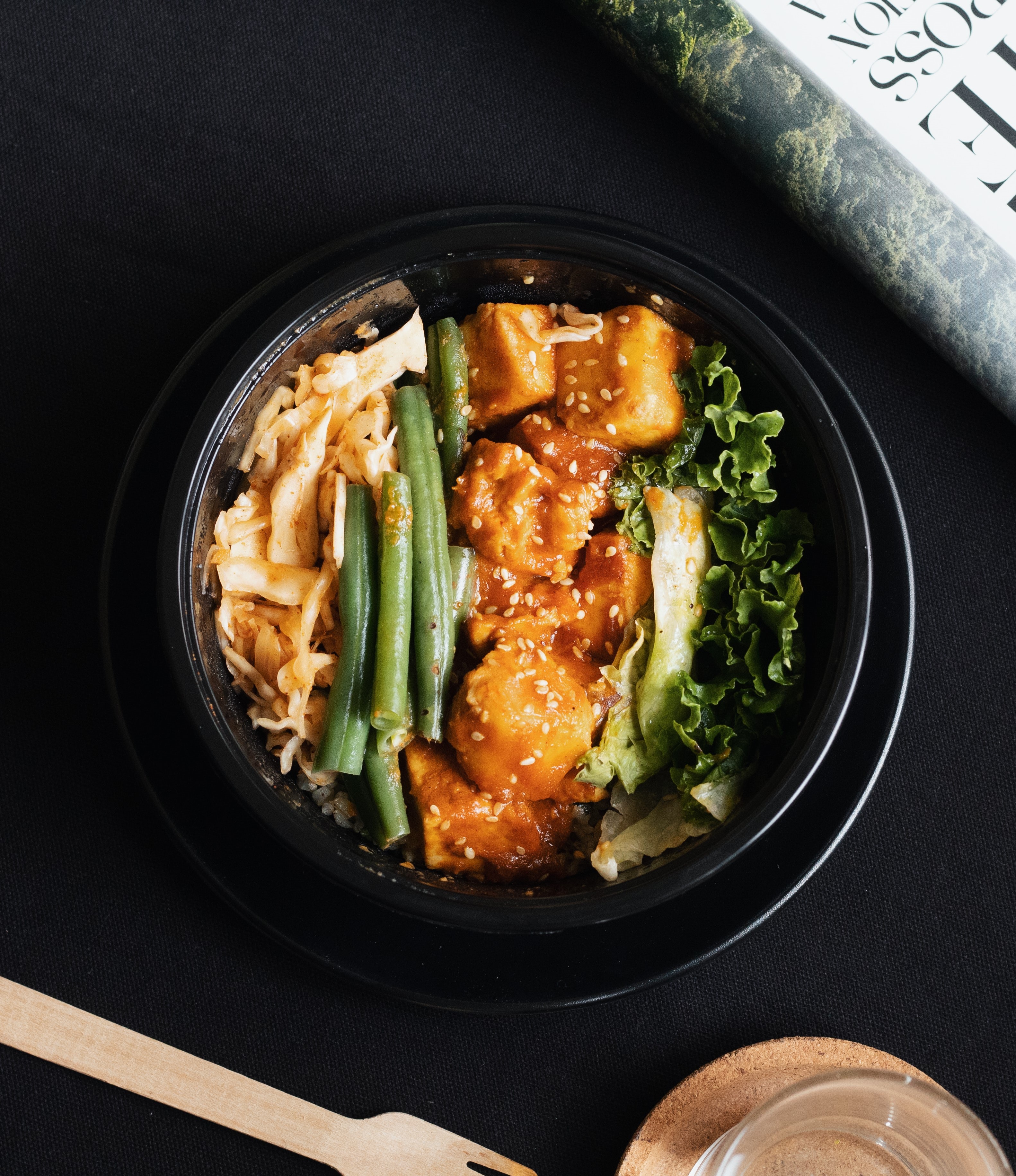  Baked tofu with roasted vegetables and brown rice