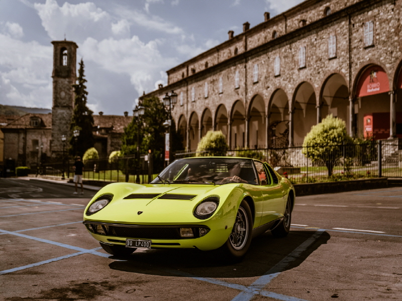 Lamborghini_60rh_anniversary