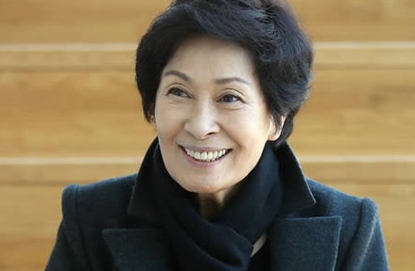 배우 김혜자 남편 임종찬 및 아들. 흡연 사유 화제 - 별별톡톡 배우 김혜자 남편 임종찬 및 아들. 흡연 사유 화제 - 별별톡톡