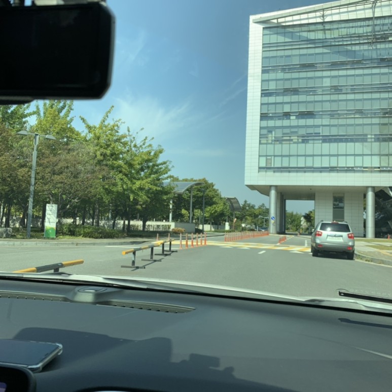 무료 충전은 성남시청 타이어 공기압 주입기로! 성남 분당자동차 타이어 공기압