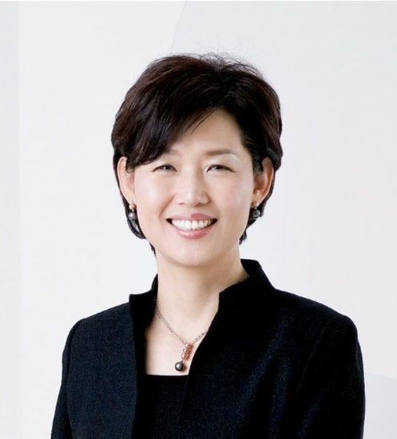  [프로필] 이인실 특허청장, 지식재산 분야 정통한 변리사 김앤장법률사무소 청운국제특허법인 대표변리사 한국여성변리사회 국제산업재산권보호협회(AIPPI) 한국협회 특허청 특허정책평가위..