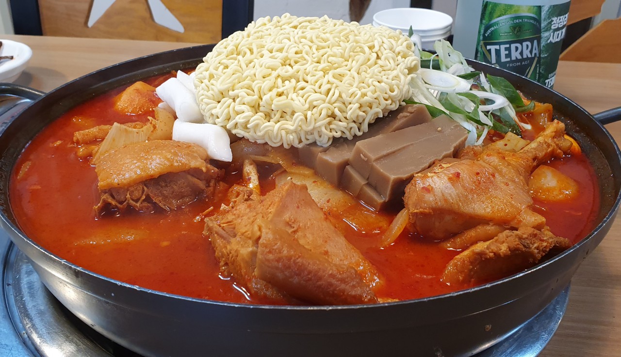 생생정보통 맛집오늘방송 도토리 밥상 할머니 묵집 이미지