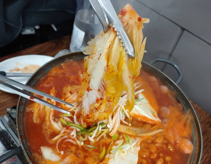 충정로 리아체 밥상 후기 부대찌개