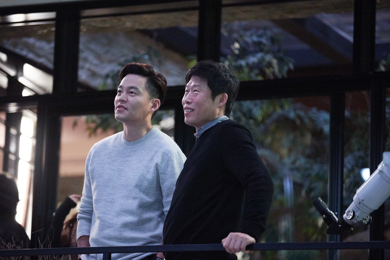  영화 완벽한 타인의 모든것! (줄거리,결말,원작,제작비)