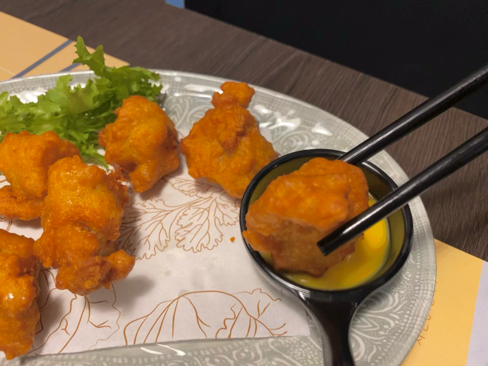 쌀국수 맛집 푸니 강동역입니다. 파인애플 볶음밥 꼭 시켜주세요. 7