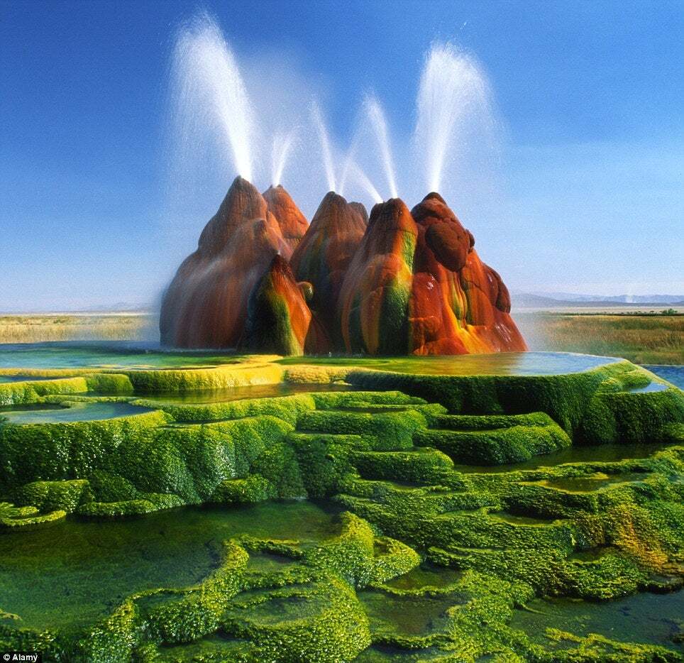  뻔한 여행지는 NO! The Fly Geyser, Nevada, USA