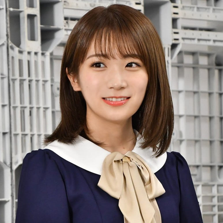 아키모토 마나츠 秋元真夏 1