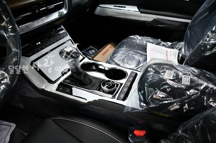 Majave the Master Platinum 7인승 실내가 압도적입니다. 11