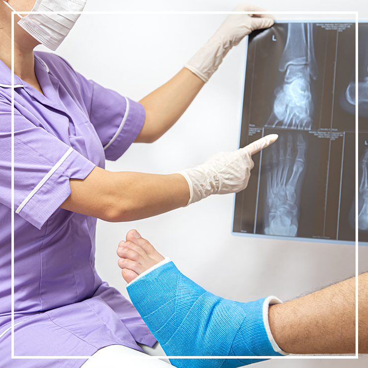 치료 방법에 대해 알려드립니다. 황반변성 종류와 증상, 5