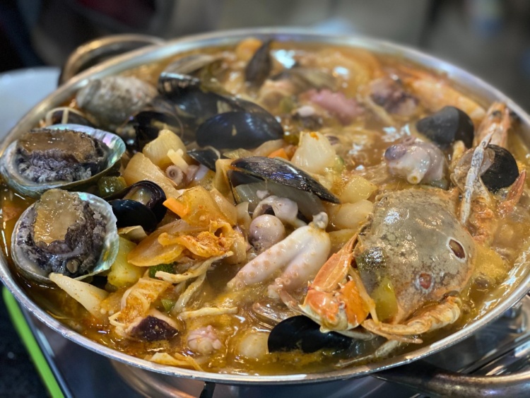 김포에서 맛보는 찹쌀 탕수육, 해물짬뽕전골, 통영 굴짬뽕, 쭈꾸미짬봉 맛집 추천 생방송투데이 리얼맛집 오늘방송 떴다 동네방네