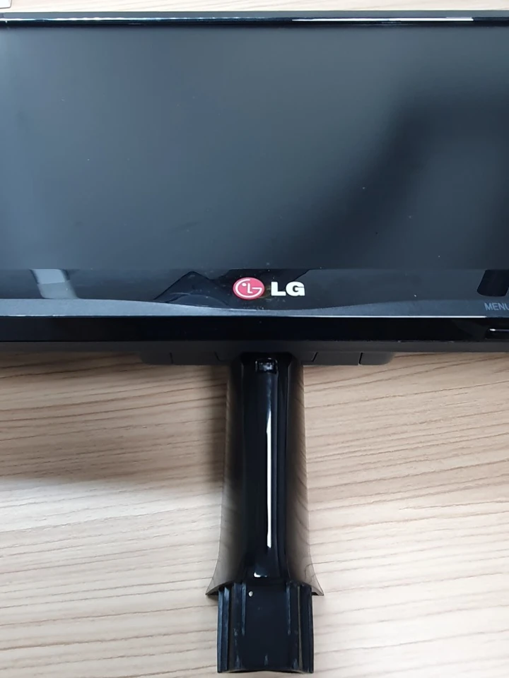 LG 22MP55HQ 모니터 받침대 분리