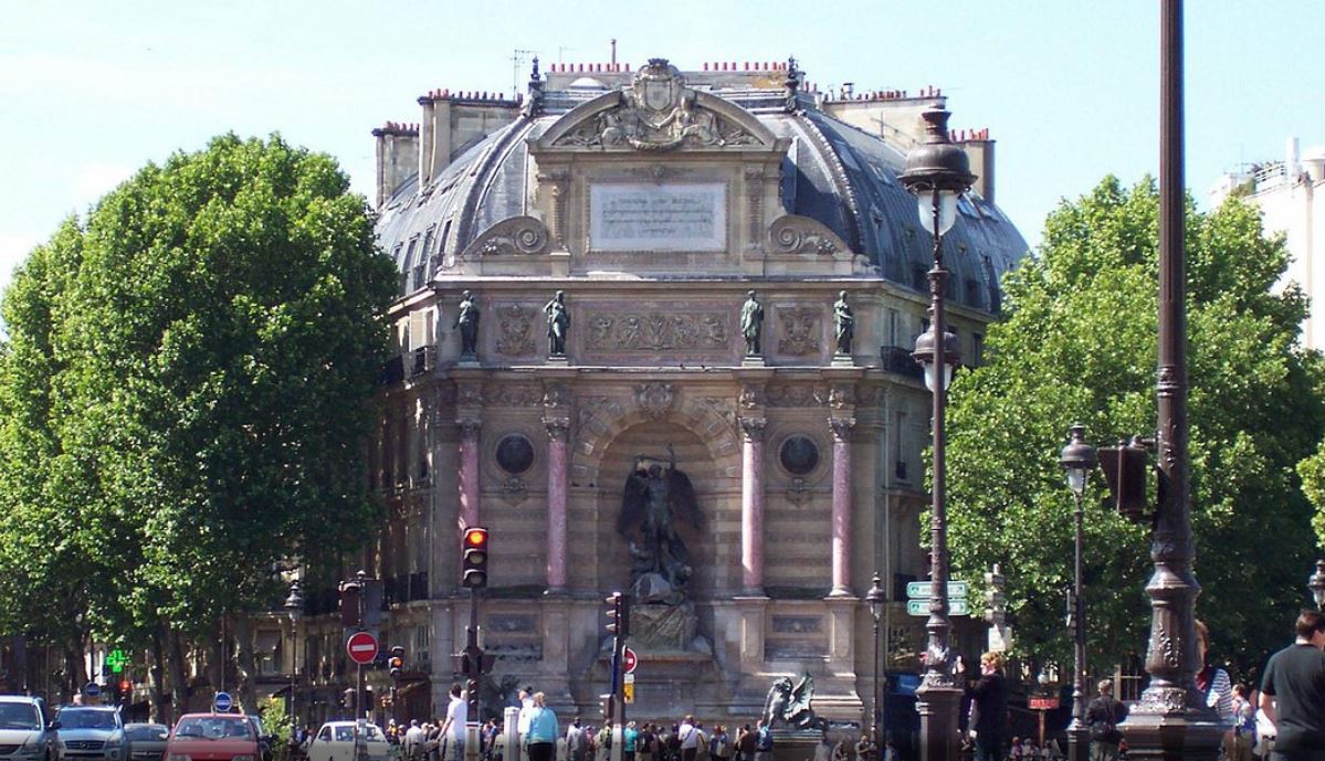 생-미셸-광장-사진