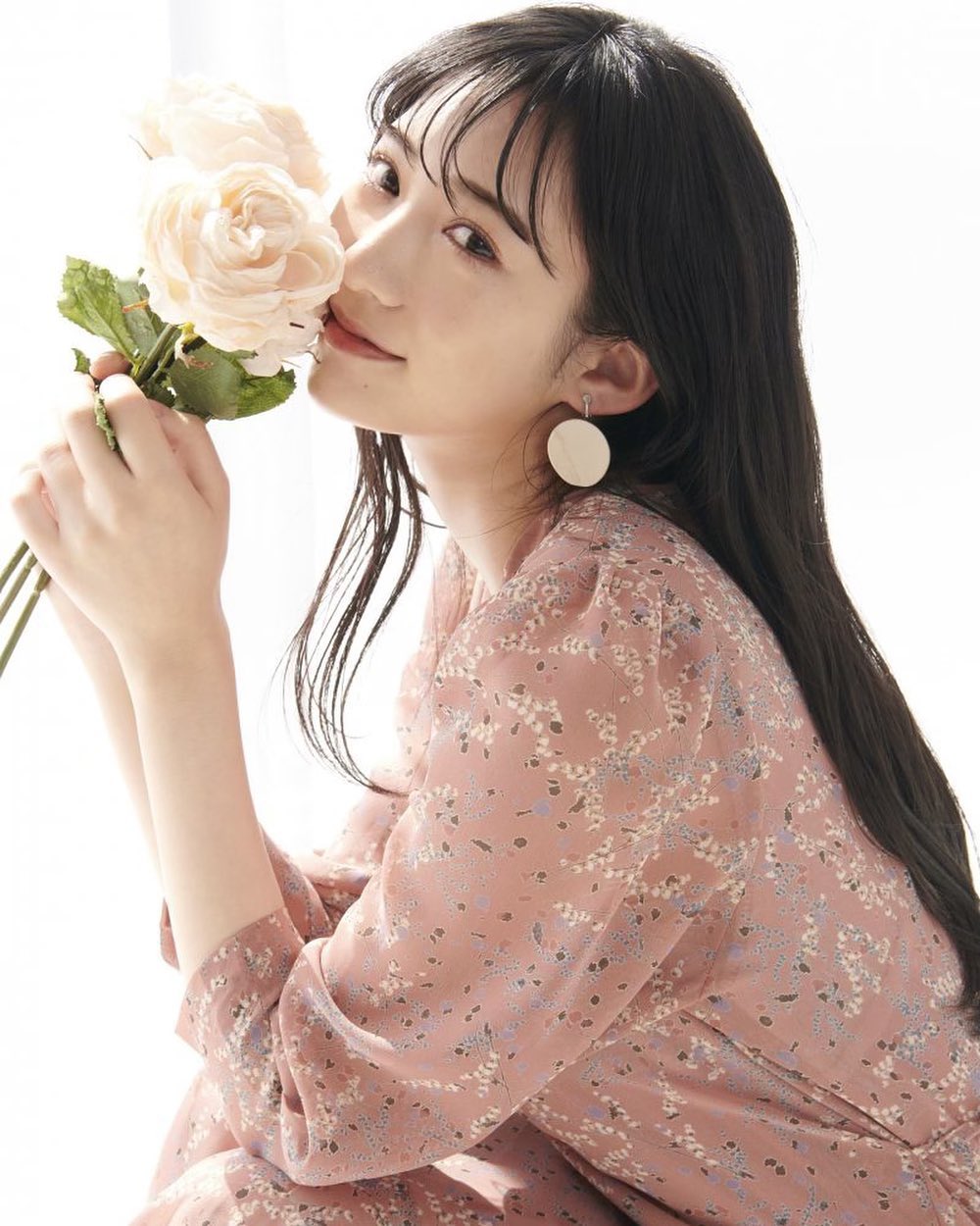  양다리 의혹 일본 여자 아이돌그룹 NMB48 요코노 스미레 인스타그램 사진