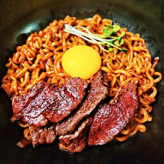  토밥 좋아 토요일은 밥이좋아 천안 불당동 한우 숯불 구이 맛집 94회 투뿔 미경산 한우 특안심 채끝등심 뭉티기 부채살 토밥즈 꽃등심 육회 소고기 가격 위치 어디