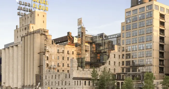 밀 시티 박물관 Mill City Museum (source: www.exploreminnesota.com/)