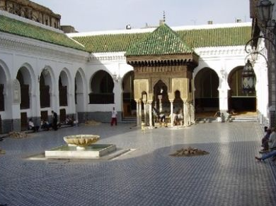 알 카라우인 대학교 (모로코) University of Al-Karaouine (Morocco)