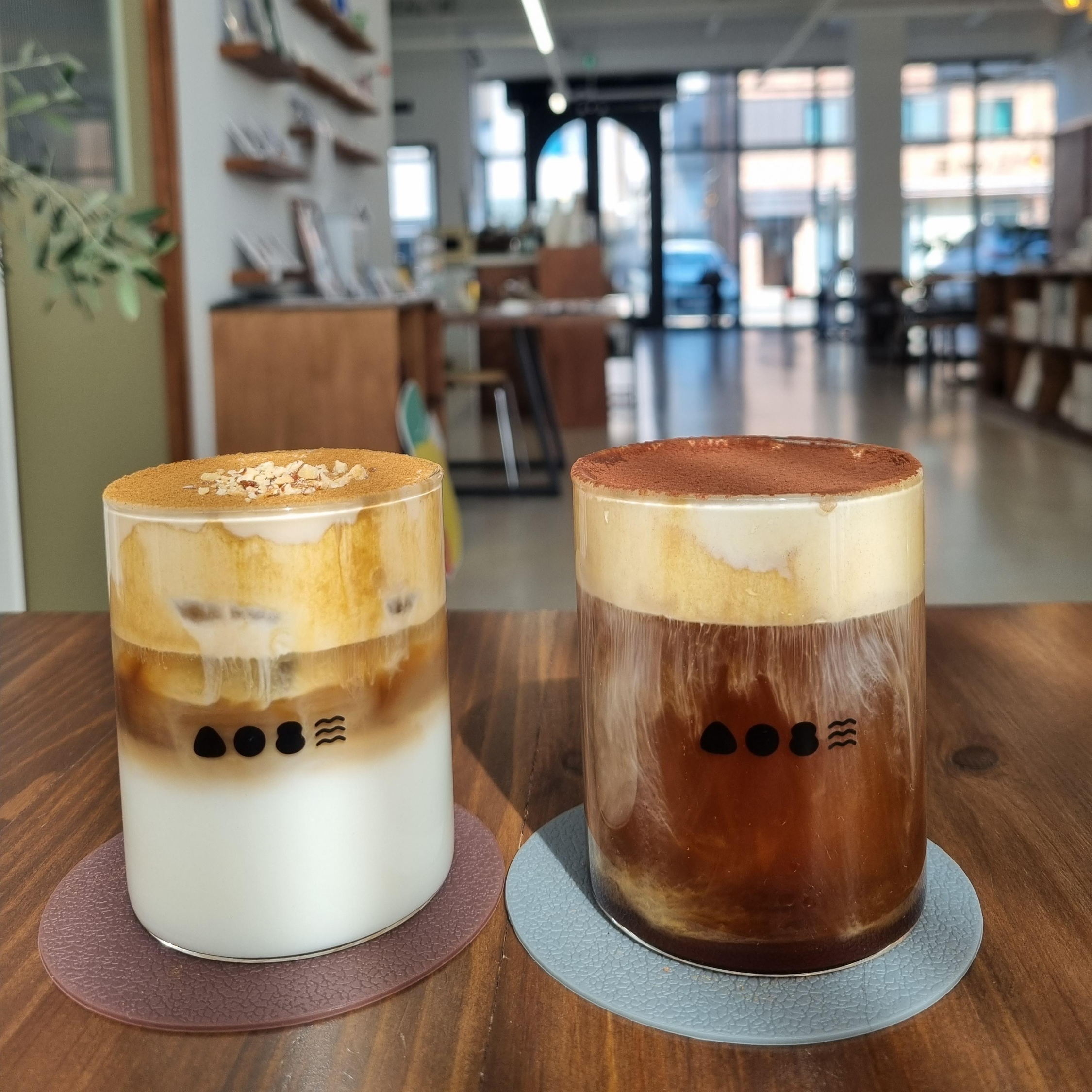 카페 배경 음료