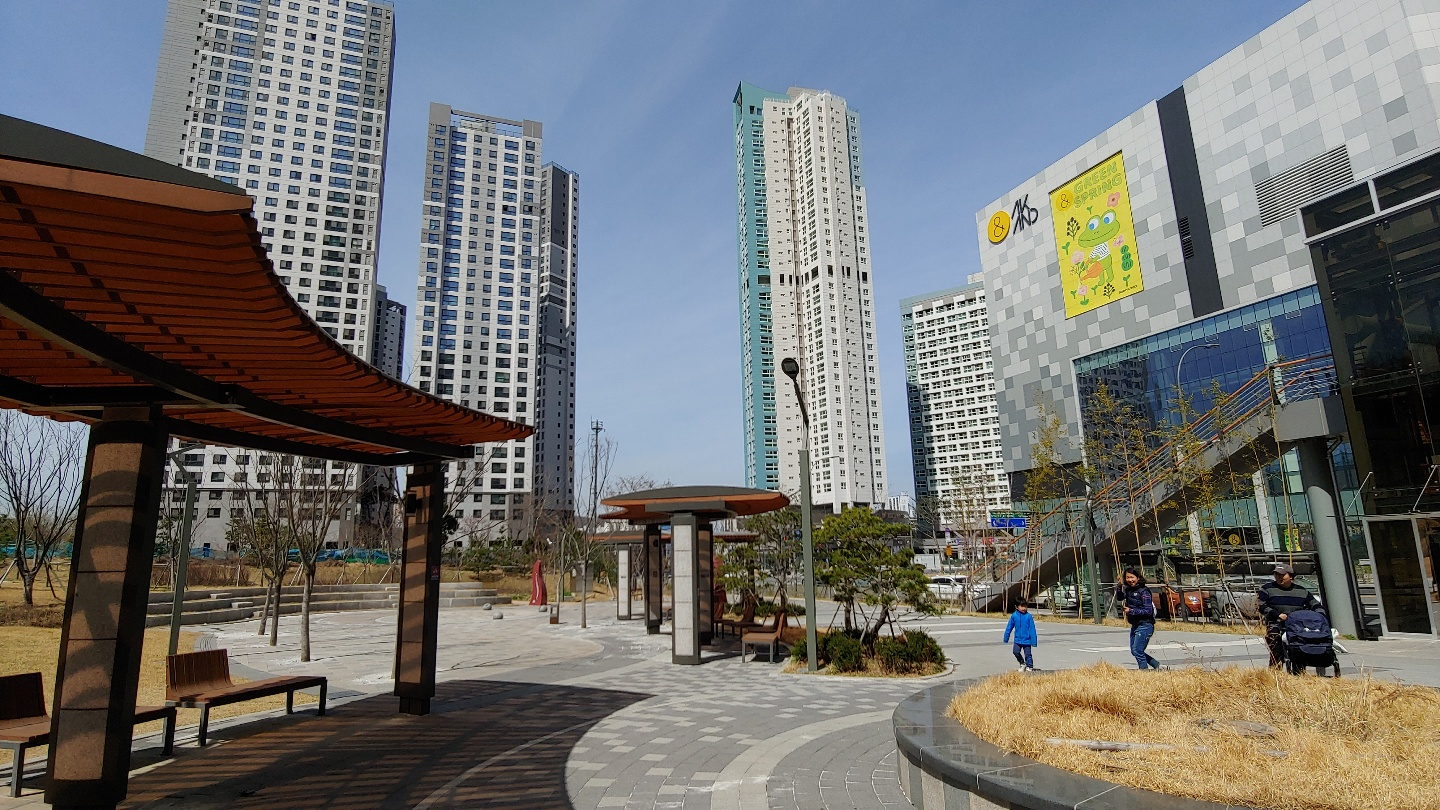  기흥역세권에 봄이 왔다