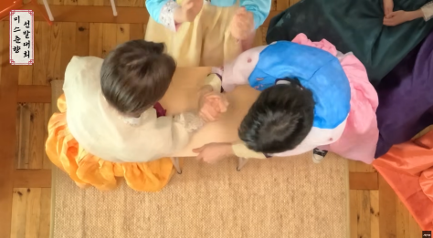 타고난 피지컬로 멤버들 압살하는 남돌 멤버 | 인스티즈