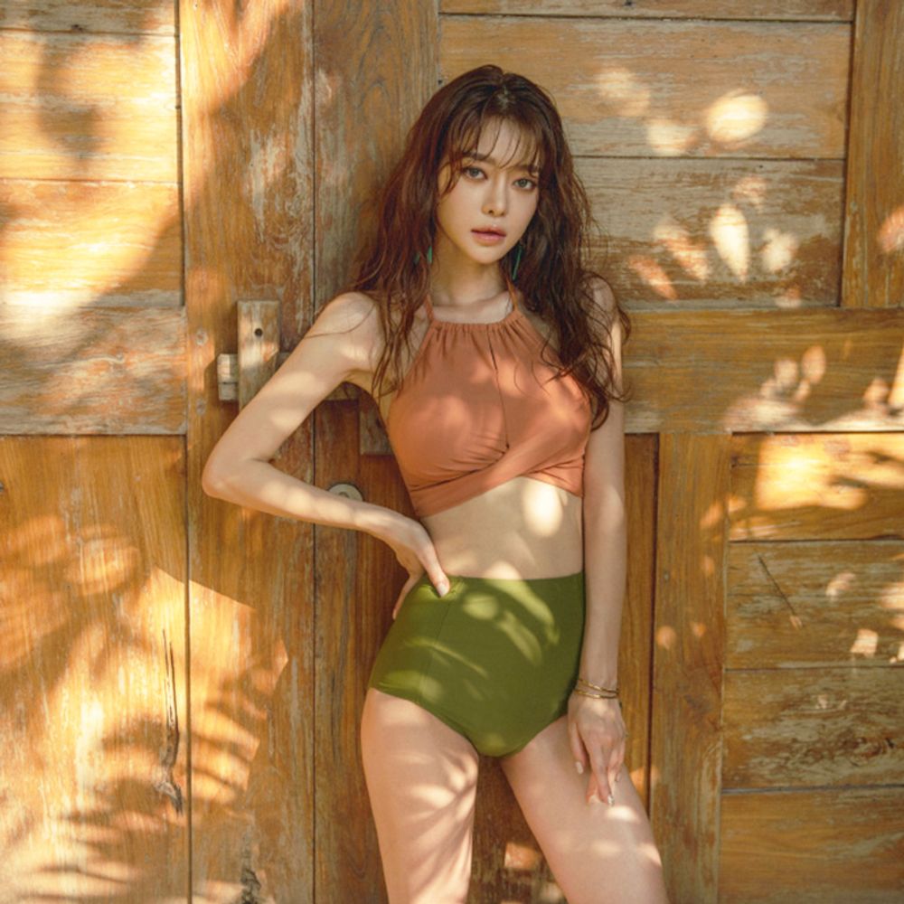 홀터넥 셔링 하이웨스트 러블리수영복 실내 비키니