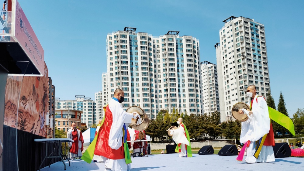 영산작법-천수바라작법시연-군산연등축제