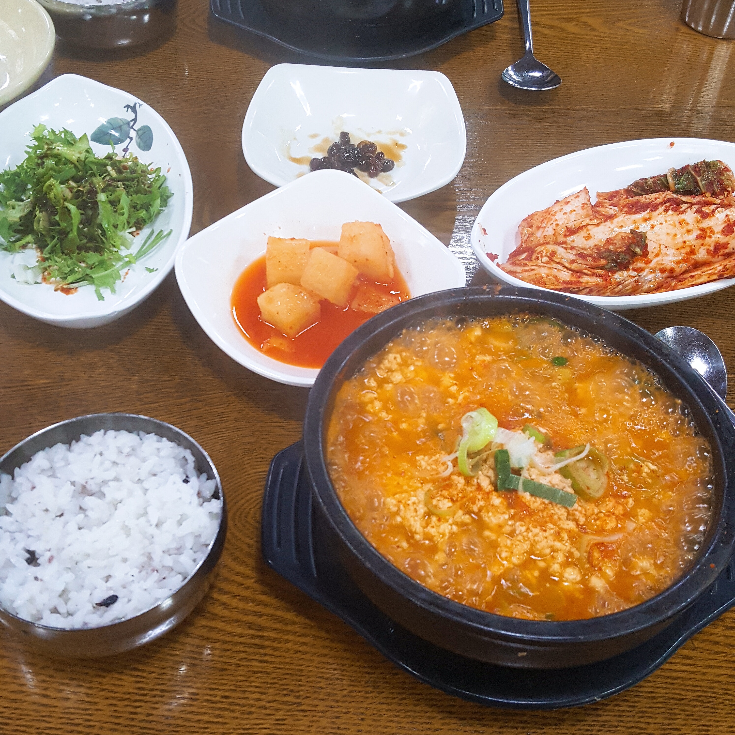  전북 완주 순두부 대결 화심순두부 VS 원조화심두부