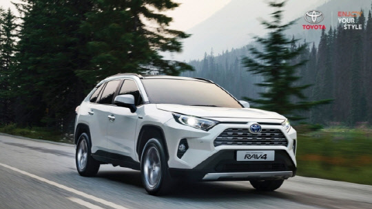  토요타 rav4 (하이브리드 주목?)