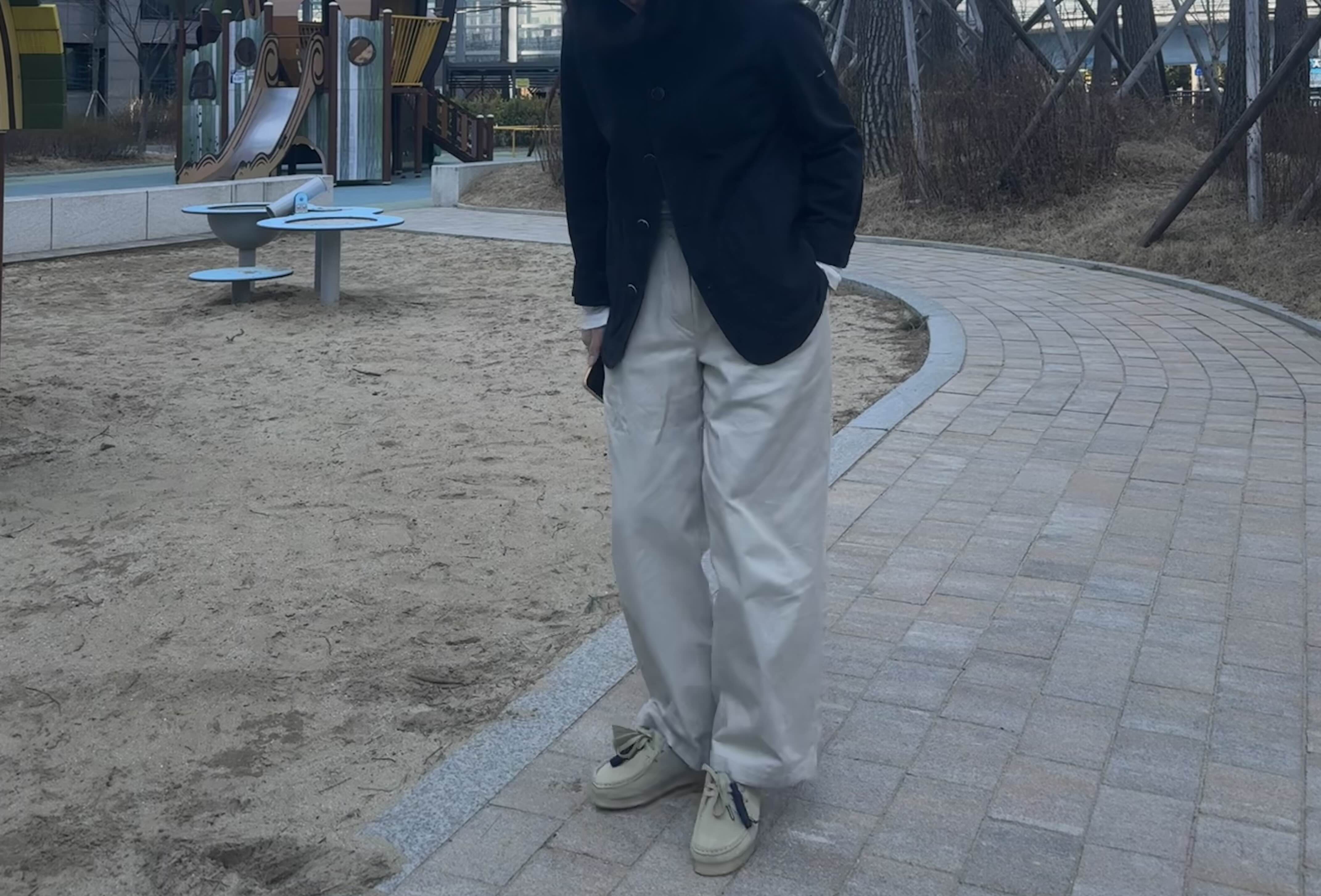 클라스 왈라비 메이플 스웨이드 착용사진