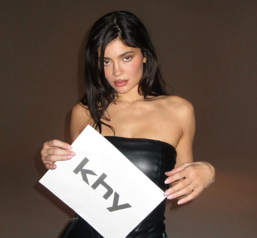  마케팅 천재, 카일리의 패션 브랜드 khy