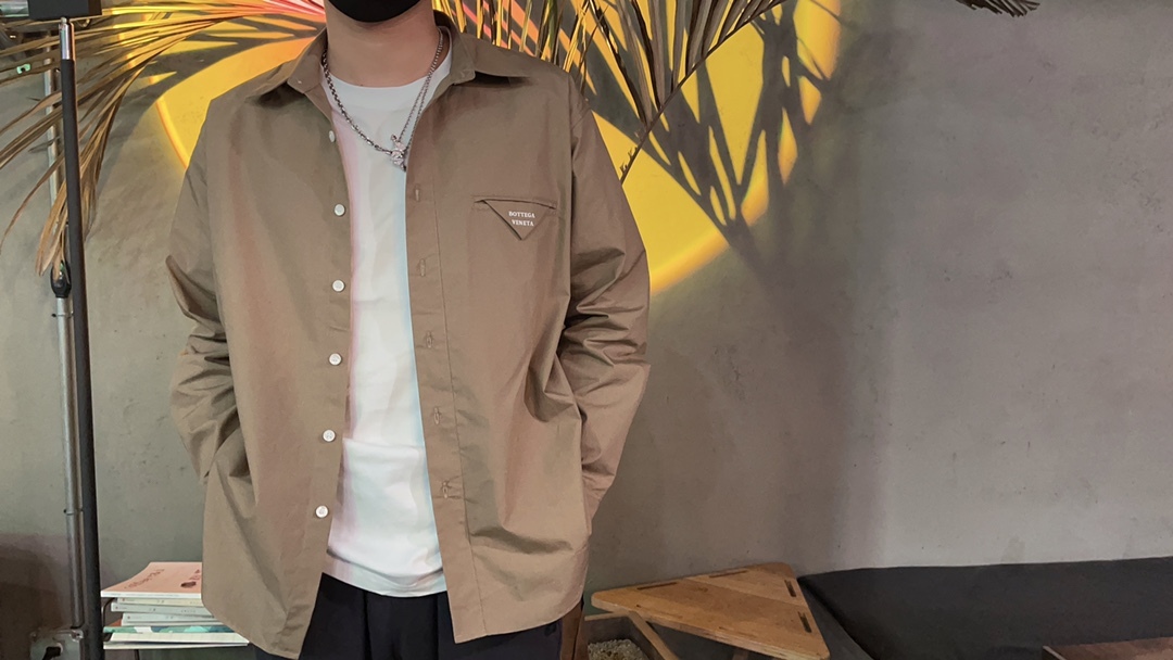  [BOTTEGA VENETA] 보테가 베네타 로고 포플린 셔츠
