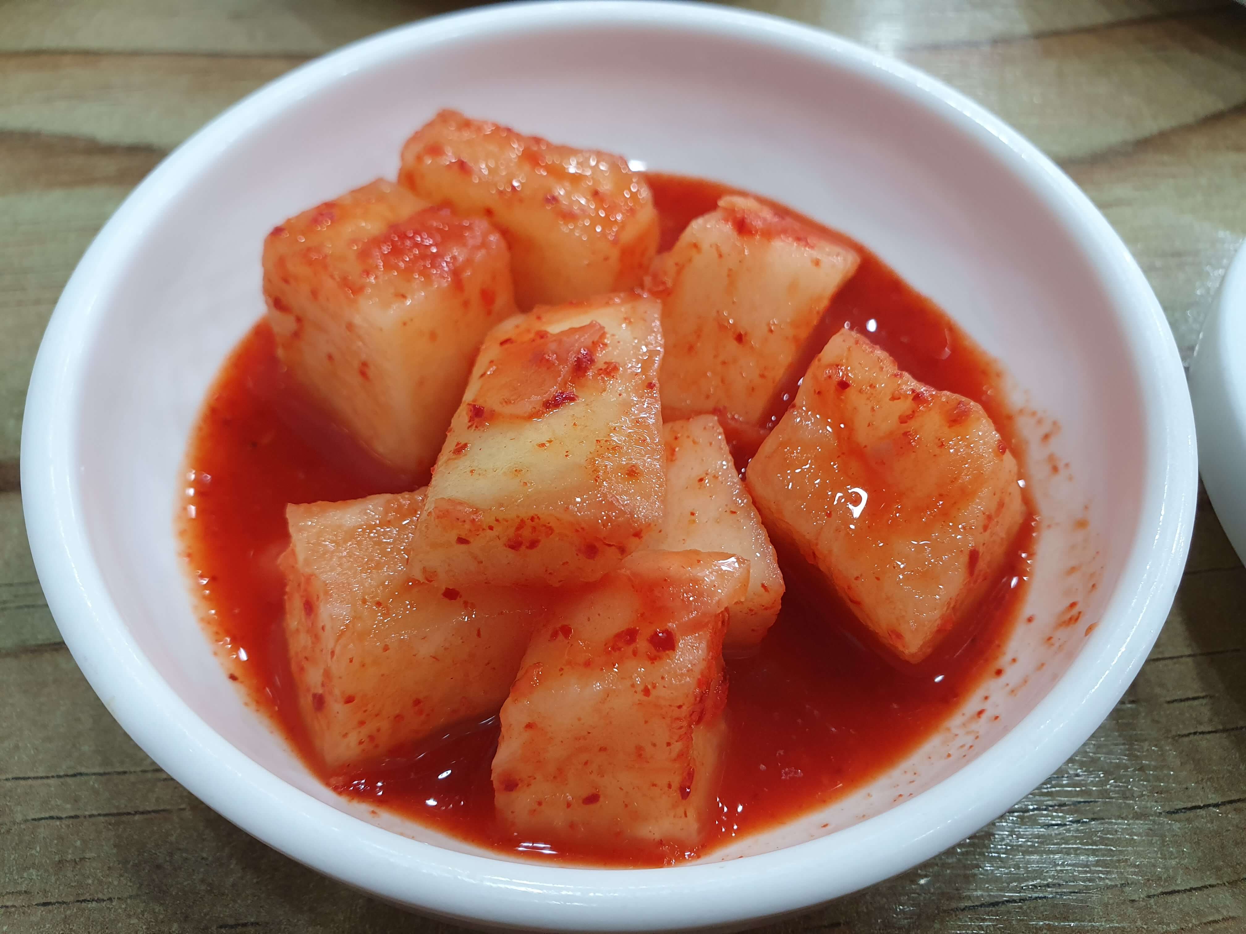 연지동(초읍) 맛집 교통부돼지국밥-깍두기