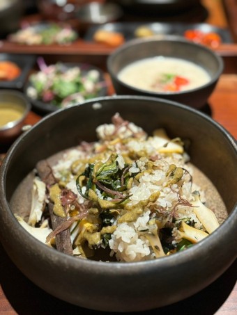 솥 밥