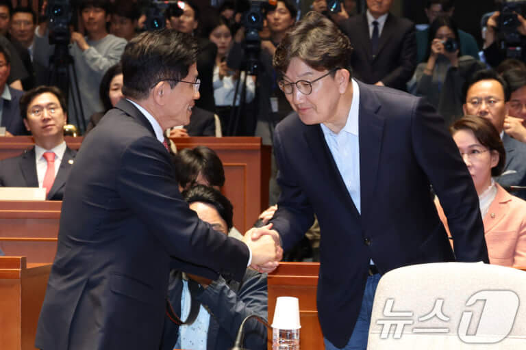 권성동 & 김문수